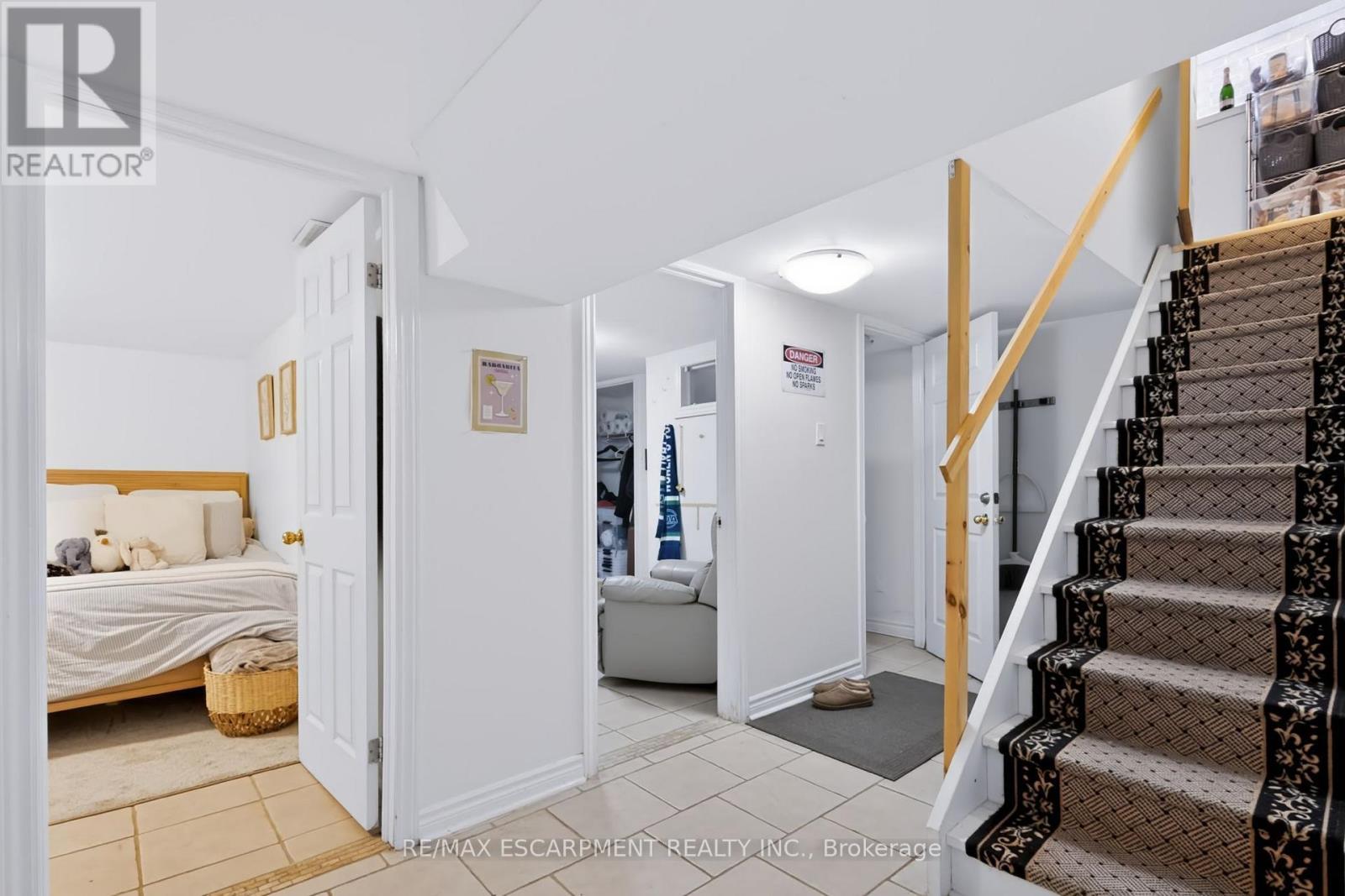 23 Forsyth Avenue S, Hamilton, ON