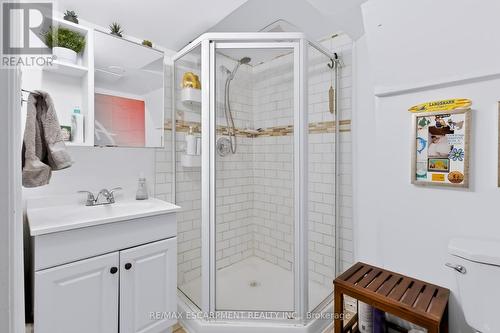 23 Forsyth Avenue S, Hamilton, ON 