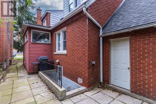 23 Forsyth Avenue S, Hamilton, ON 