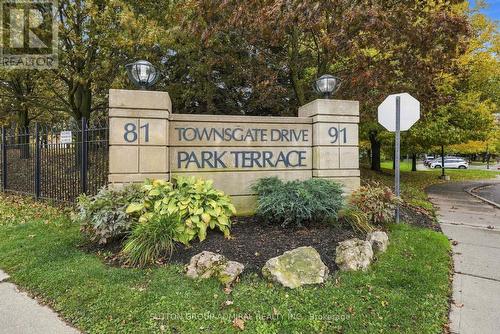 211 - 81 TOWNSGATE DRIVE  Vaughan, ON L4J 8E6