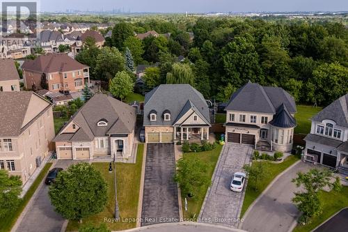 20 CANNINGTON CRESCENT  Brampton, ON L6X 0W6