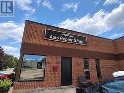 53 COWANSVIEW ROAD  Cambridge, ON N1R 7L2