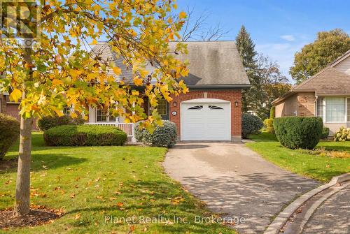 4 ASHCROFT COURT  Guelph (Village By The Arboretum), ON N1G 4X7