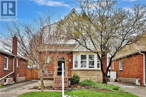 78 CAMERON AVENUE S  Hamilton, ON L8K 2X2