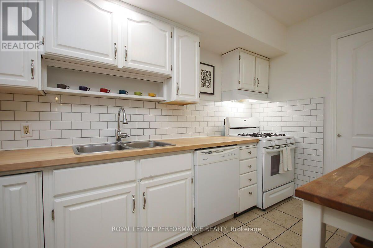 49 Bayswater Avenue, Ottawa, ON