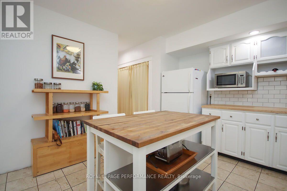 49 Bayswater Avenue, Ottawa, ON