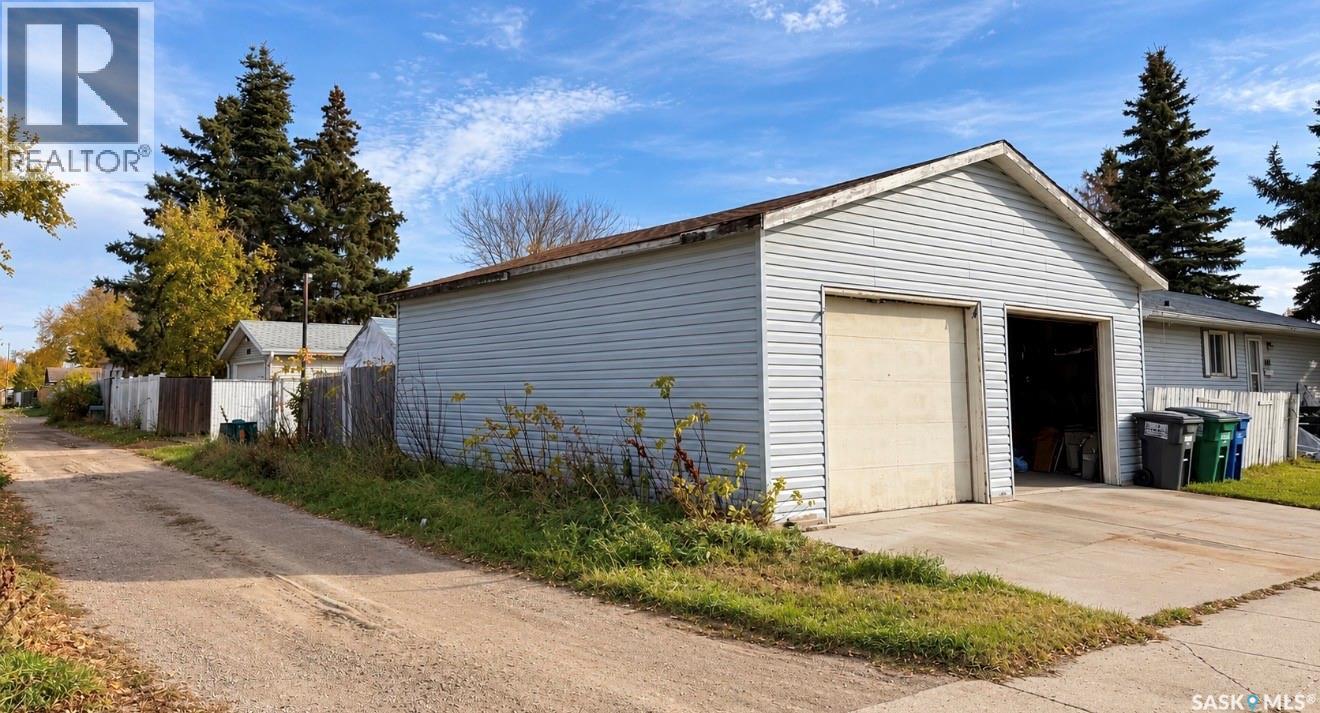 446 Douglas Crescent, Saskatoon, SK