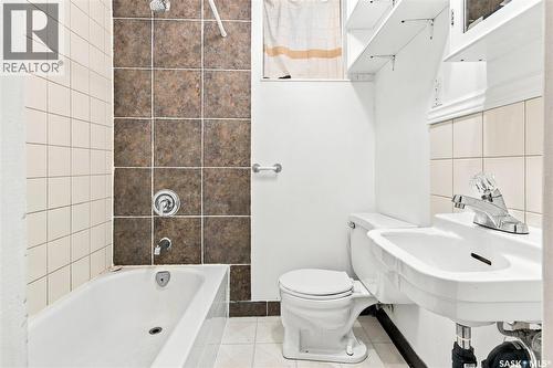 1906 St Charles Avenue, Saskatoon, SK 