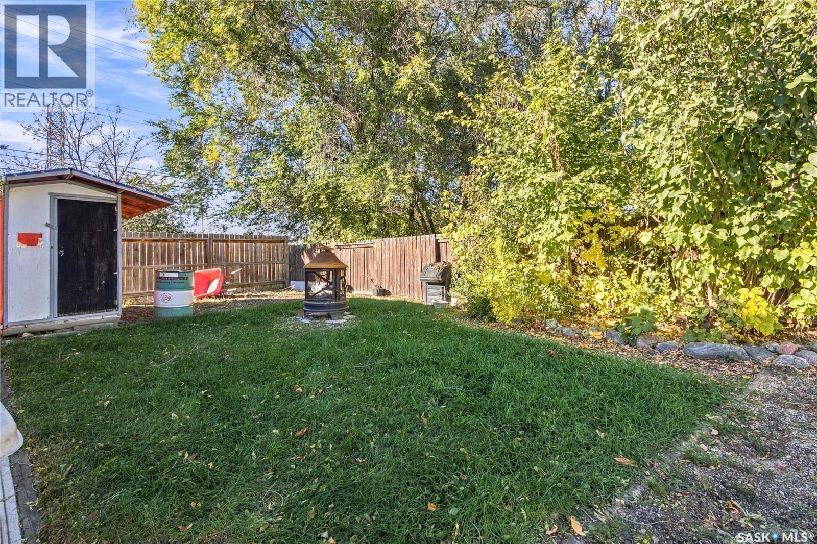 1906 St Charles Avenue, Saskatoon, SK