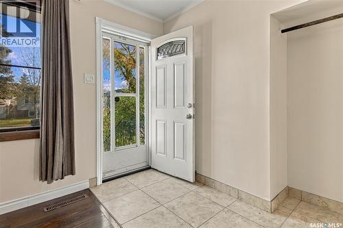 1906 St Charles Avenue, Saskatoon, SK 
