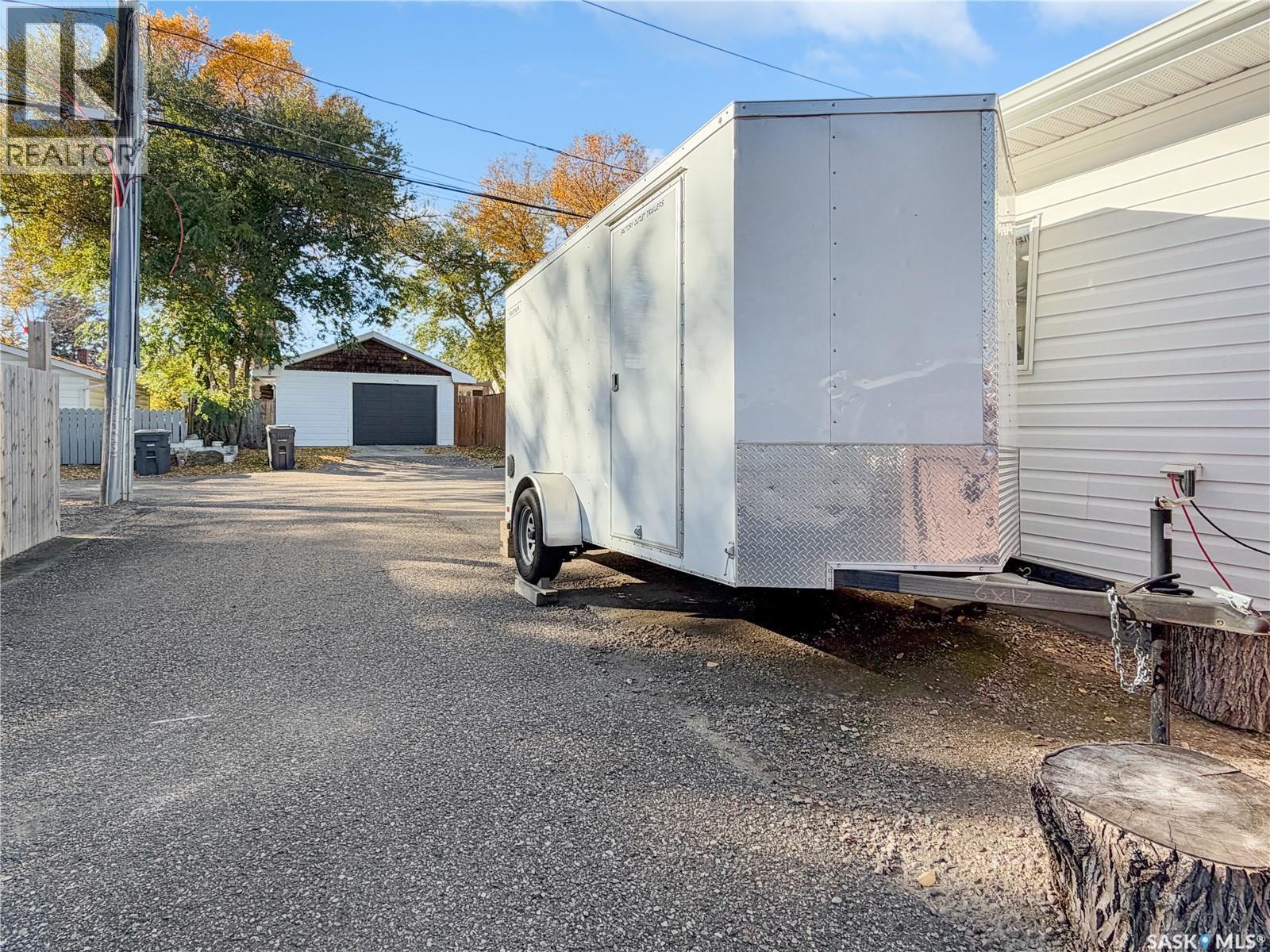 720 6Th Avenue Ne, Swift Current, SK