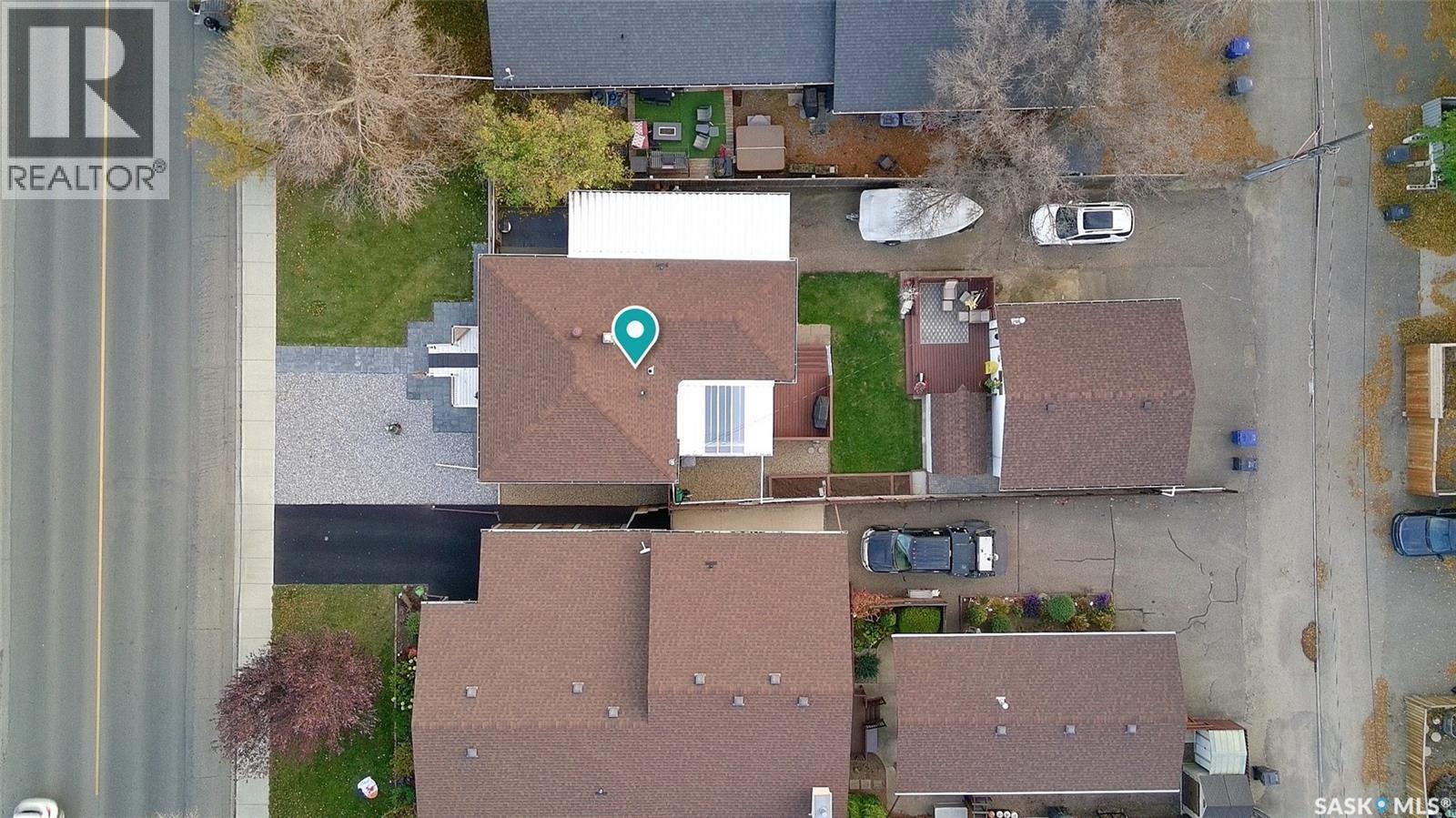 720 6Th Avenue Ne, Swift Current, SK
