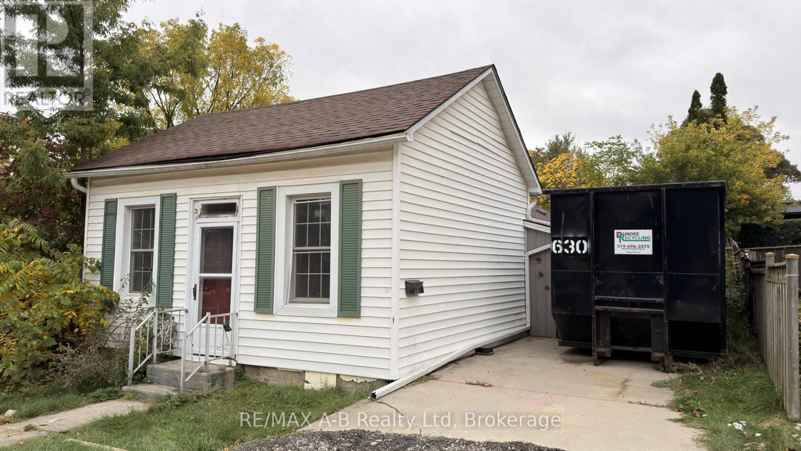 21 Henry Street, Cambridge, ON