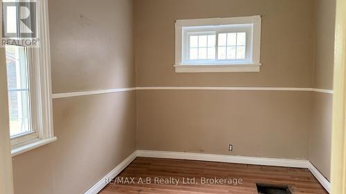 21 Henry Street, Cambridge, ON 
