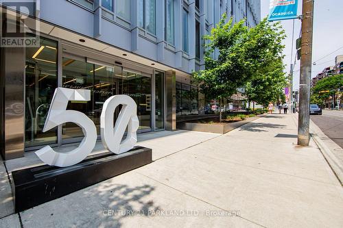 607 - 50 MCCAUL STREET  Toronto, ON M5T 1V9