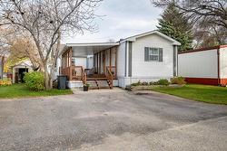 7 Silverdale Crescent  Winnipeg, MB R2N 1A9