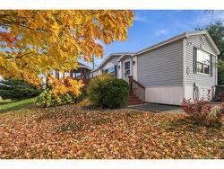 48 Barrington RD  Fredericton, NB E3C 1L8