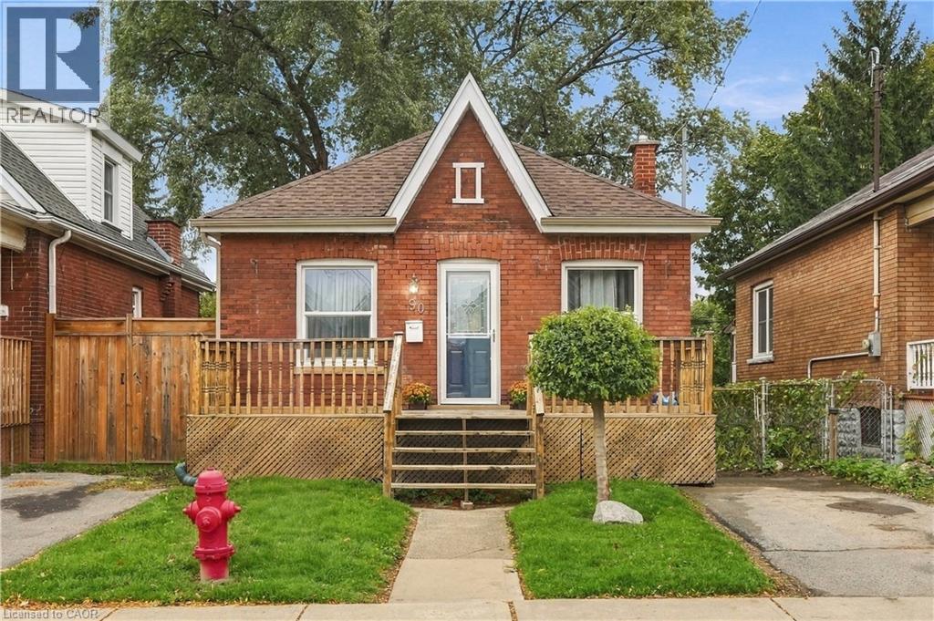 90 London Street N, Hamilton, ON