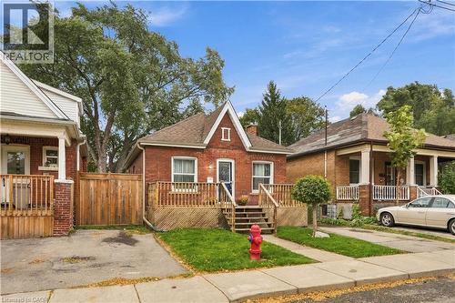 90 London Street N, Hamilton, ON 