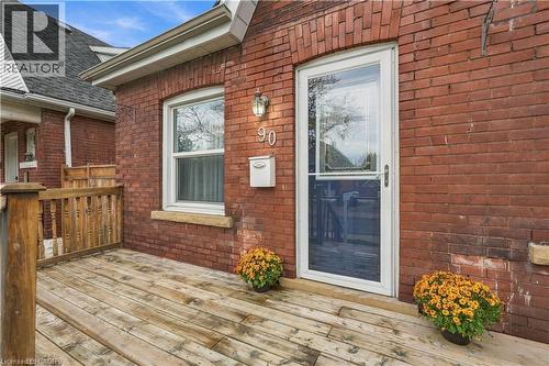 90 London Street N, Hamilton, ON 
