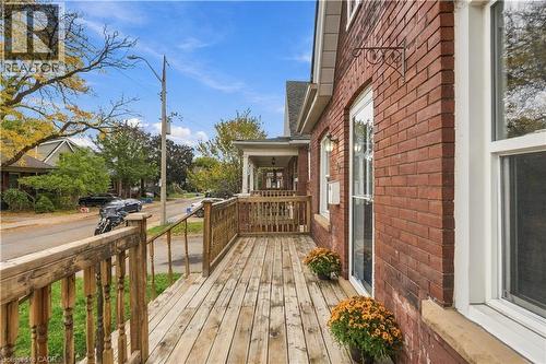 90 London Street N, Hamilton, ON 