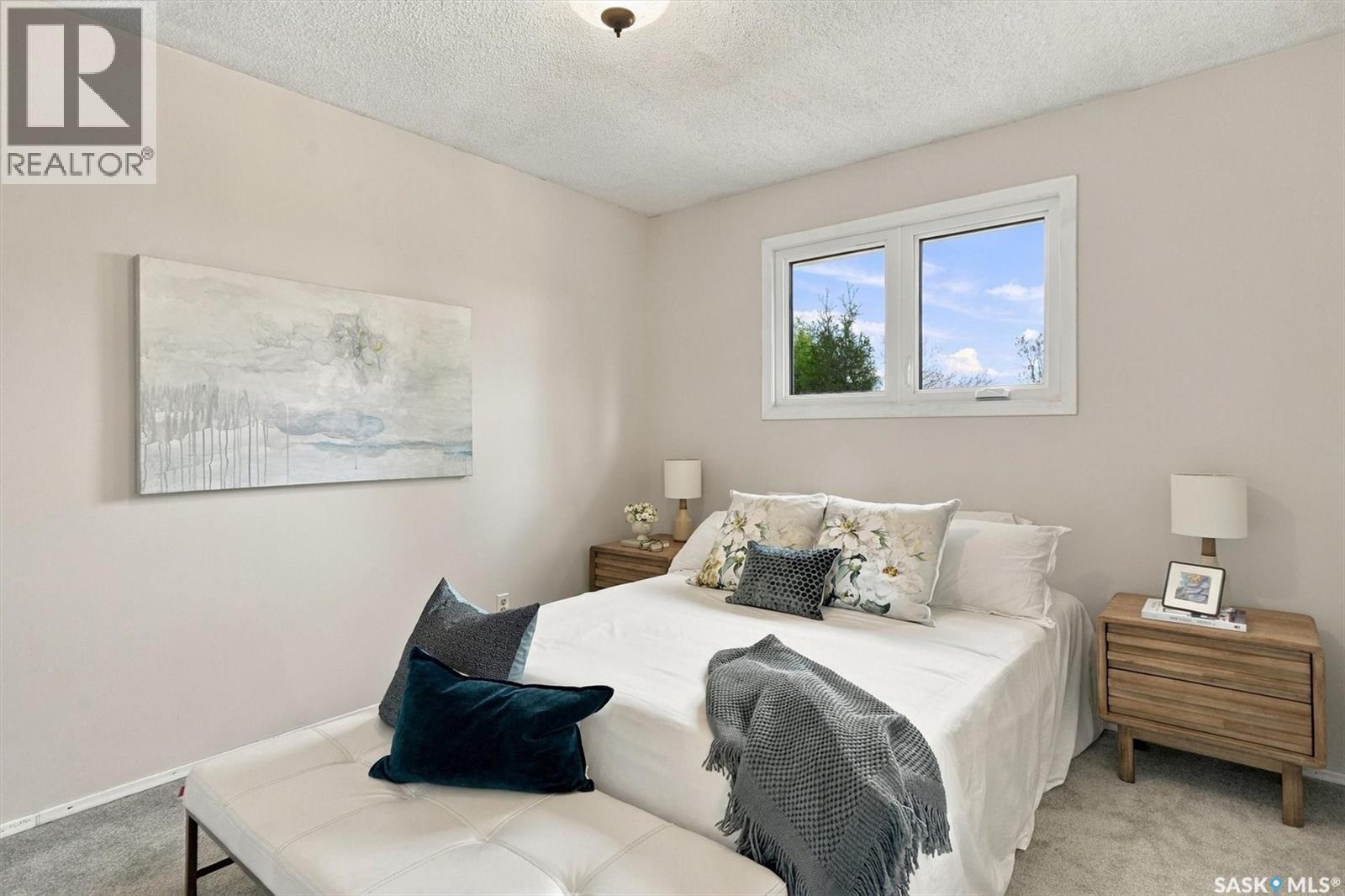 225 Clearwater Court, Saskatoon, SK