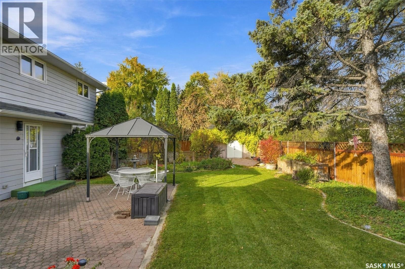 225 Clearwater Court, Saskatoon, SK
