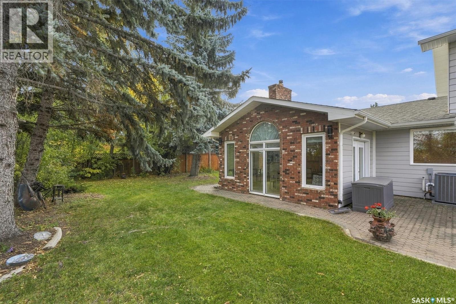 225 Clearwater Court, Saskatoon, SK