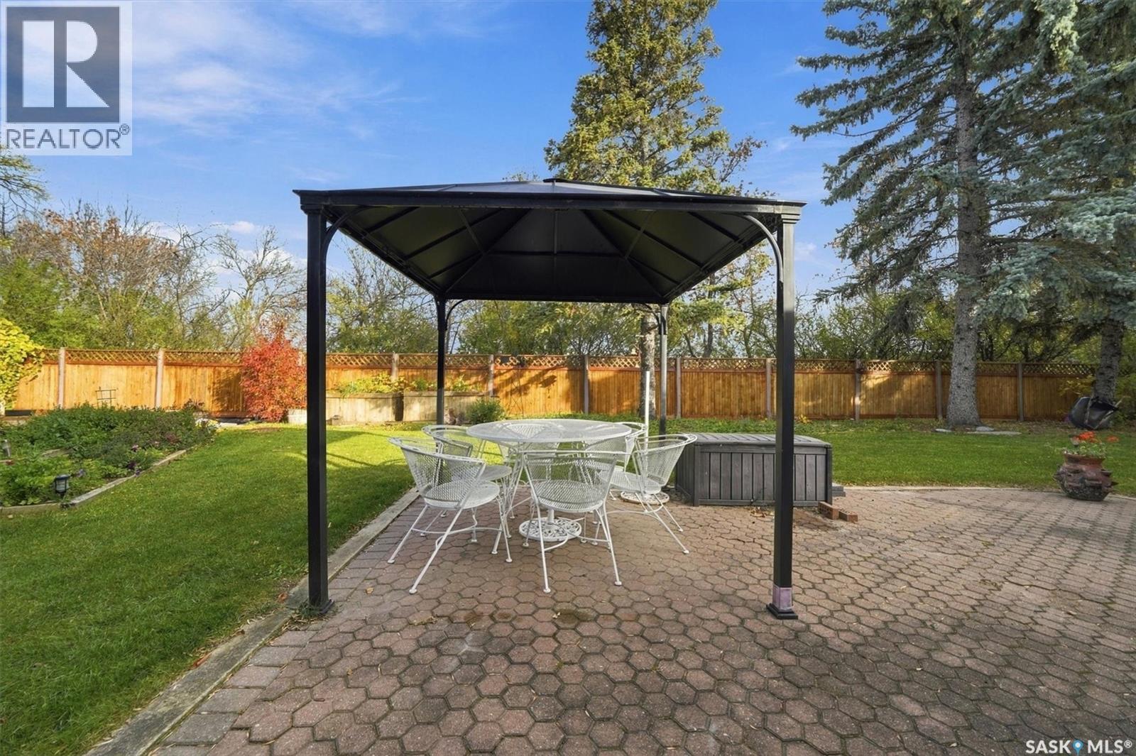 225 Clearwater Court, Saskatoon, SK