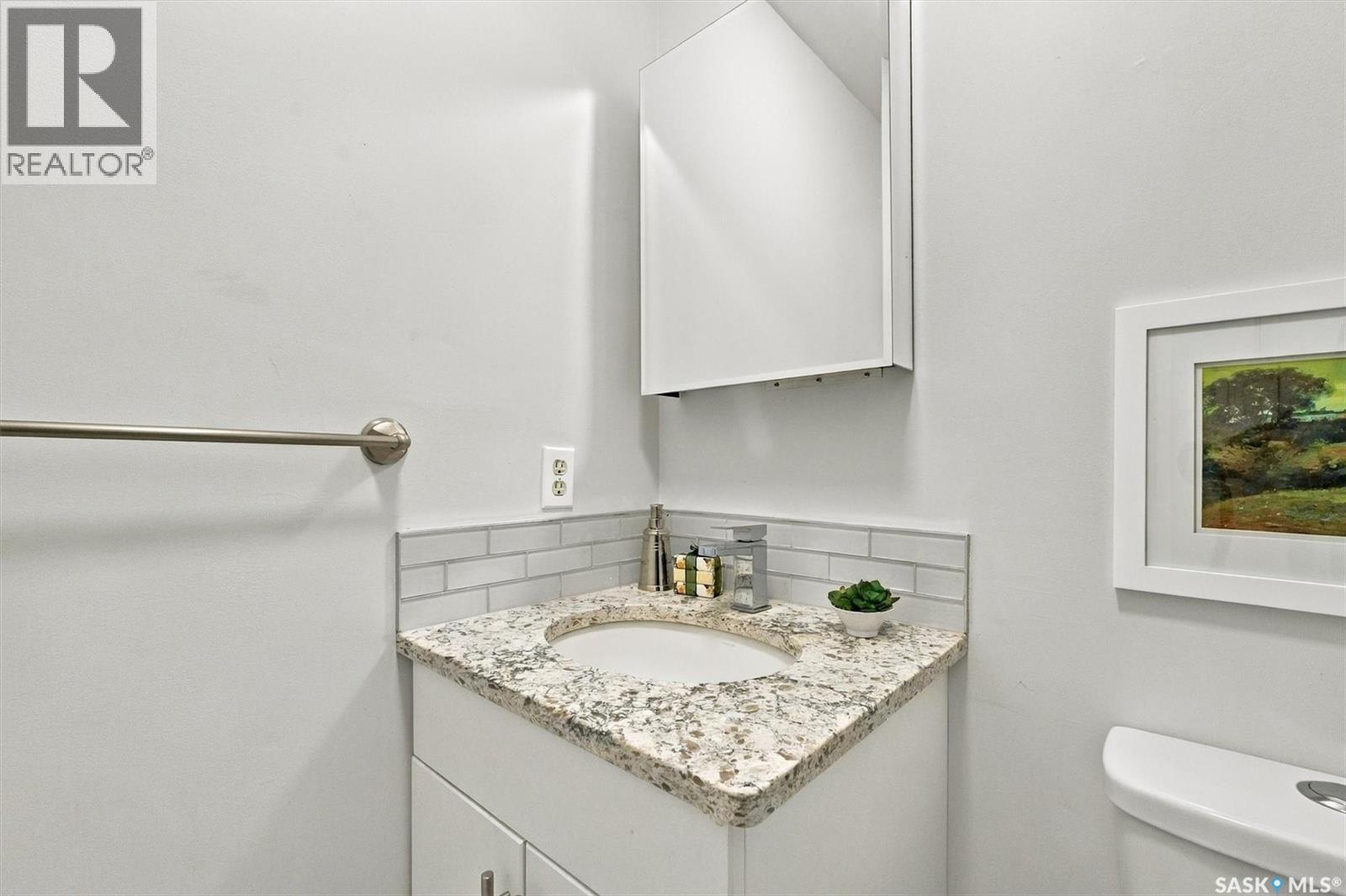 225 Clearwater Court, Saskatoon, SK