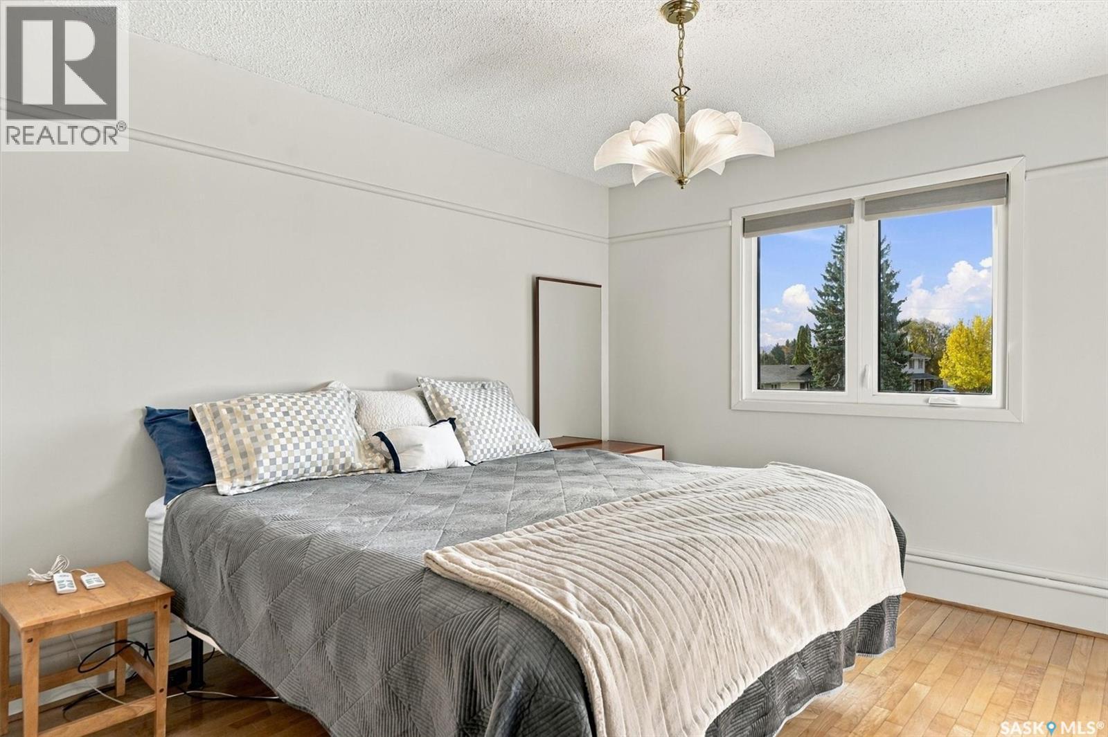 225 Clearwater Court, Saskatoon, SK