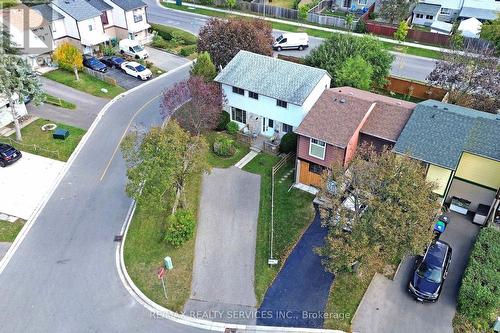 25 JENNIFER SQUARE  Brampton, ON L6S 2L2