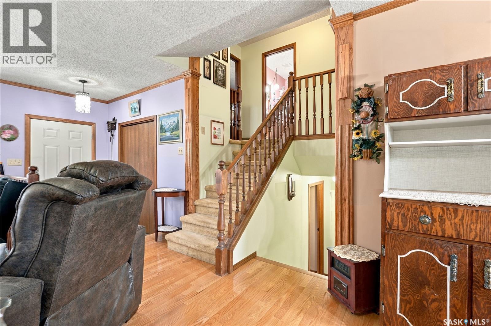 374 Thain Crescent, Saskatoon, SK