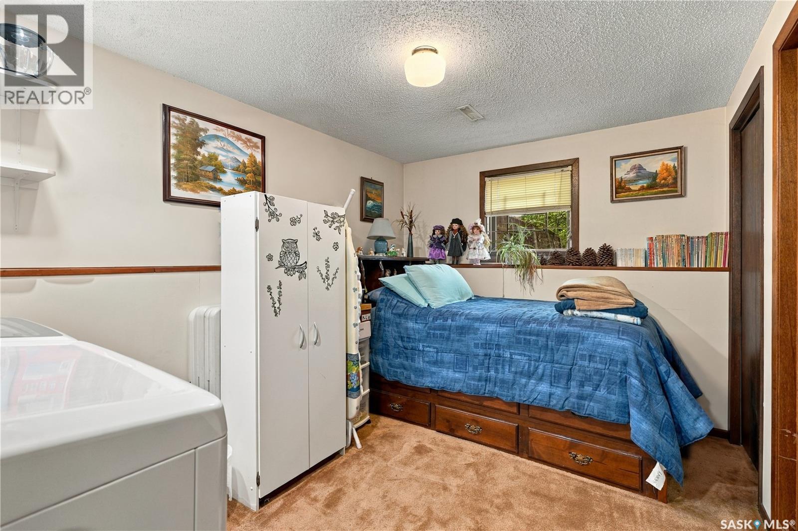 374 Thain Crescent, Saskatoon, SK