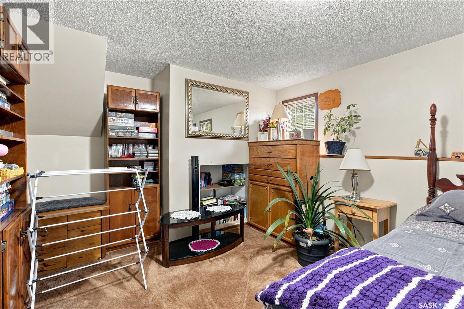 374 Thain Crescent, Saskatoon, SK