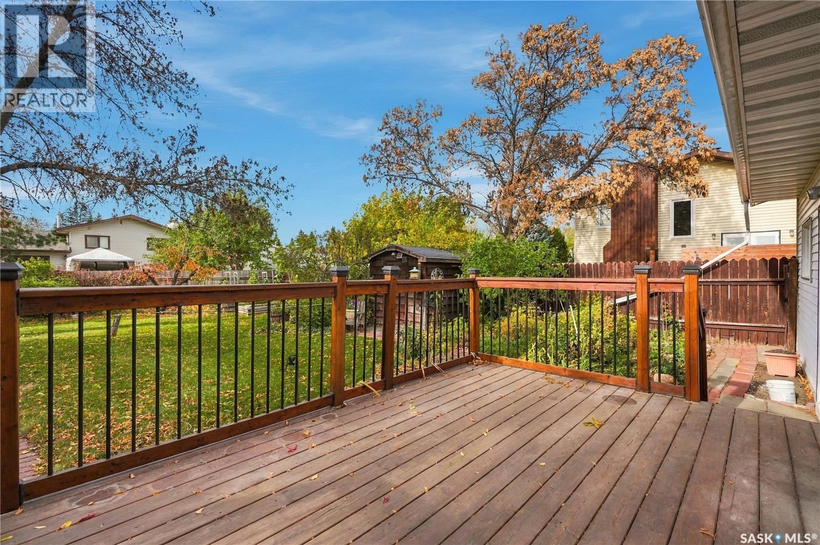 374 Thain Crescent, Saskatoon, SK