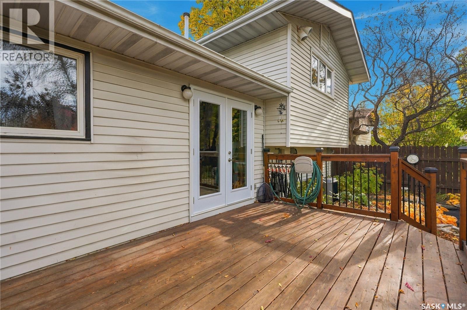 374 Thain Crescent, Saskatoon, SK