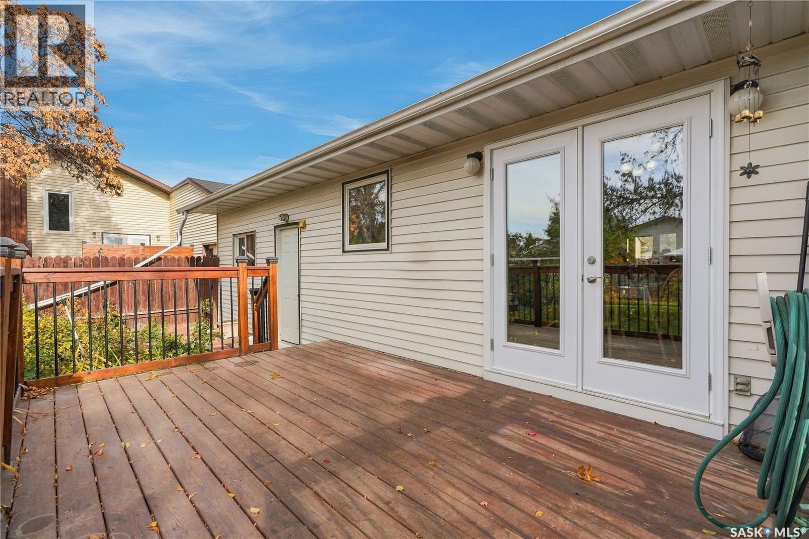 374 Thain Crescent, Saskatoon, SK