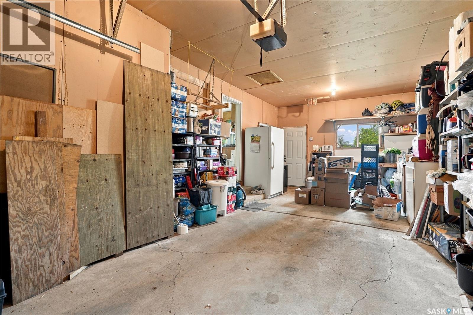 374 Thain Crescent, Saskatoon, SK