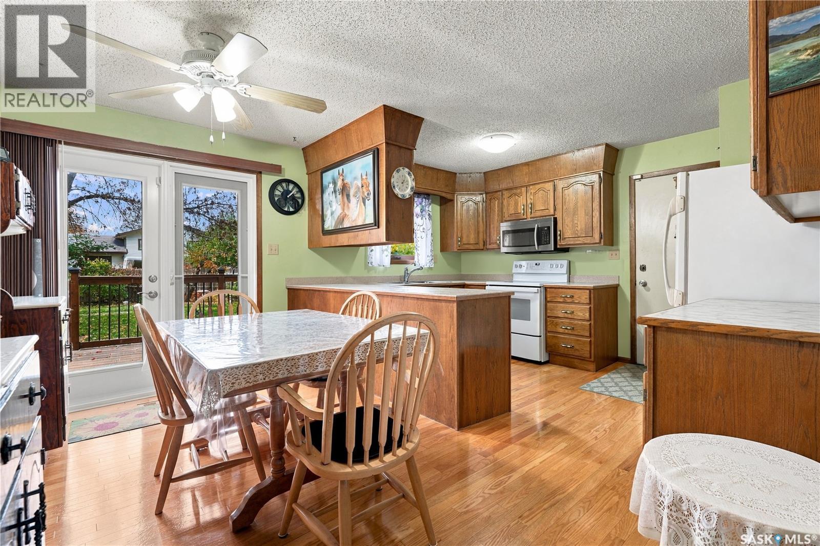 374 Thain Crescent, Saskatoon, SK