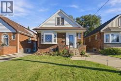 143 HUXLEY Avenue S  Hamilton, ON L8K 2P9