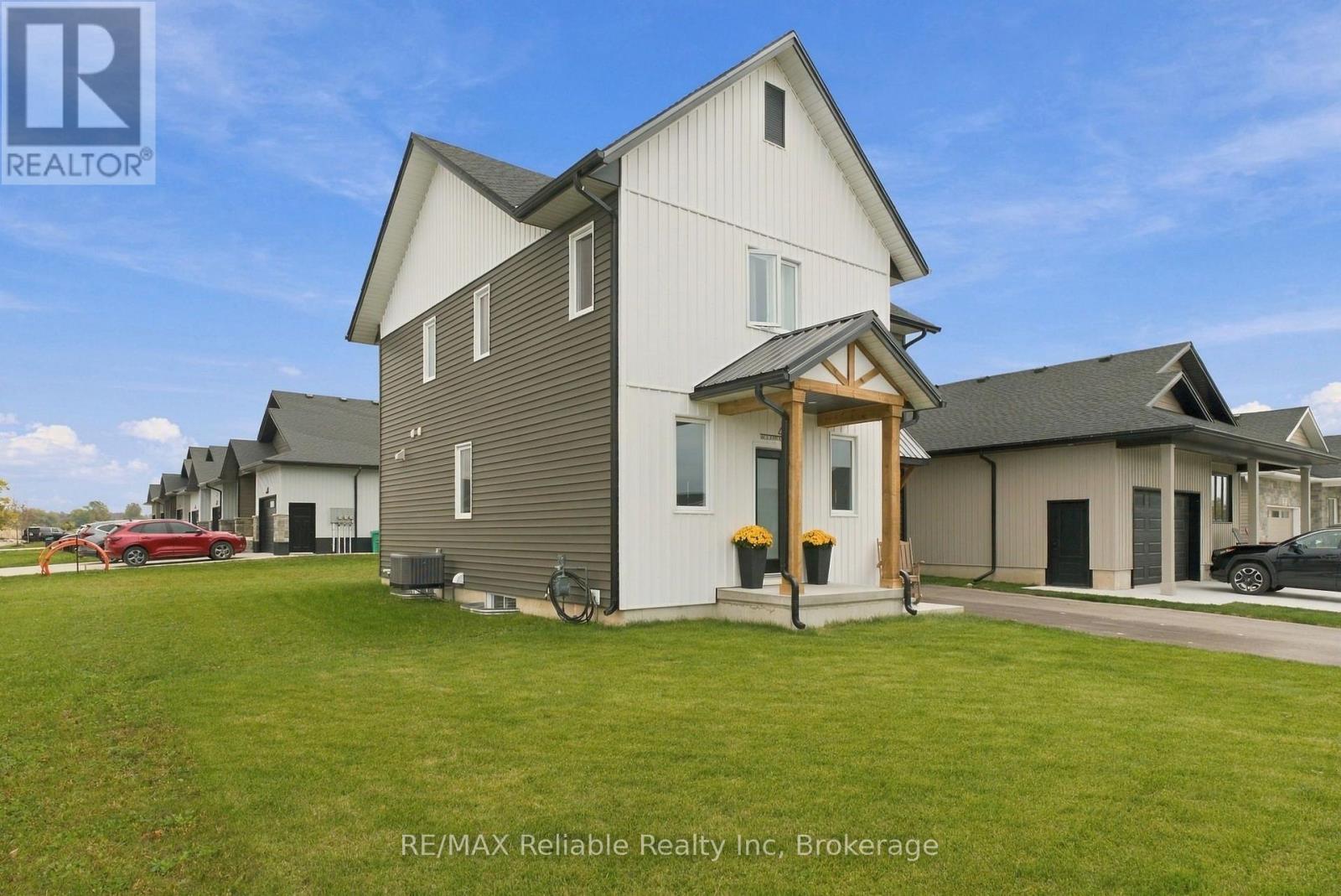 471 Woodridge Drive, Goderich (Goderich (Town)), ON