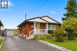 138 LUSCOMBE Street  Hamilton, ON L9A 2K3