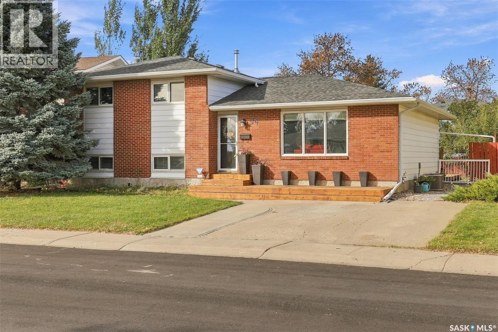 94 Andre Avenue, Regina, SK