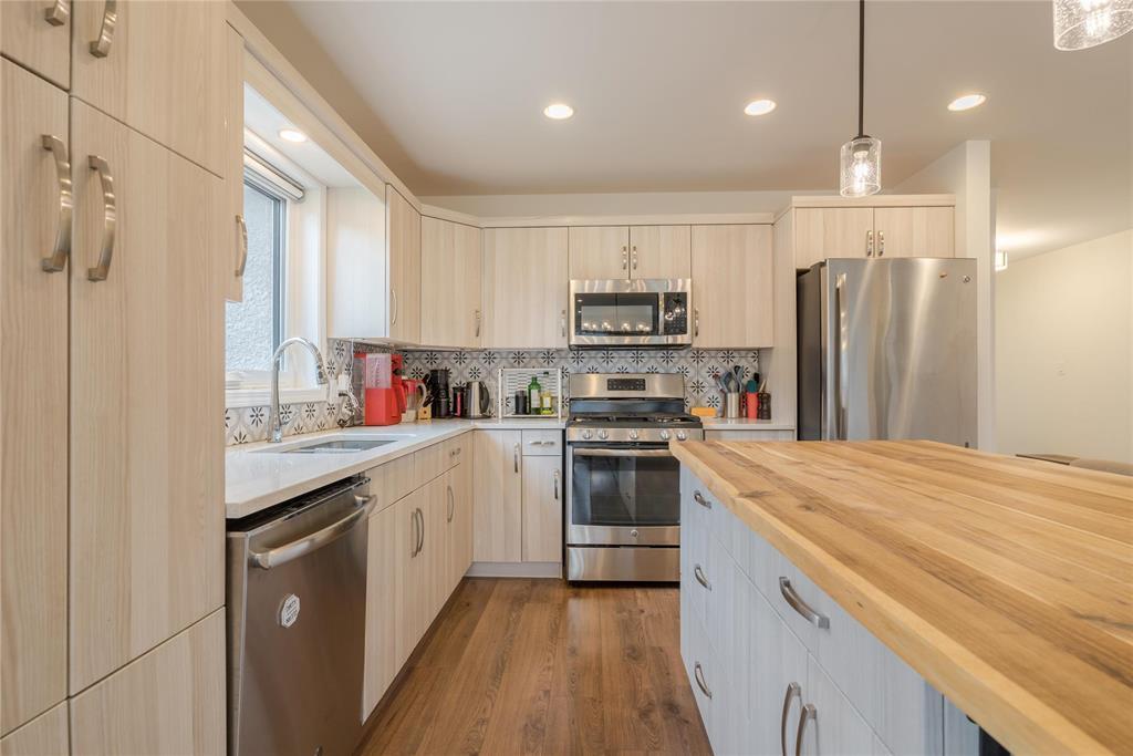 32 Berkeley Bend, Steinbach, MB