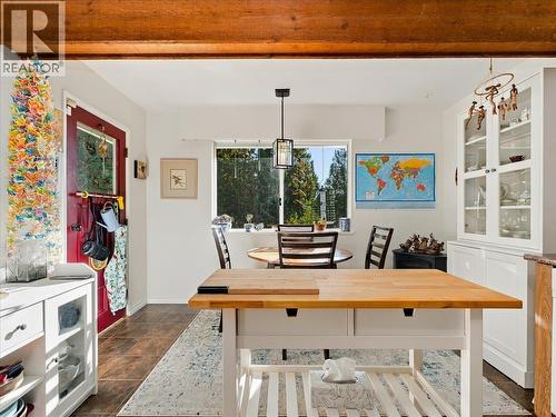 5340 Kew Road, West Vancouver, BC 