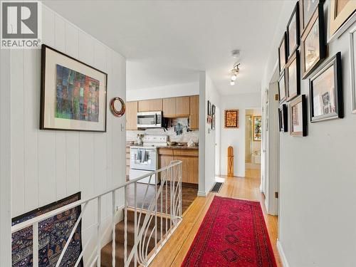 5340 Kew Road, West Vancouver, BC 