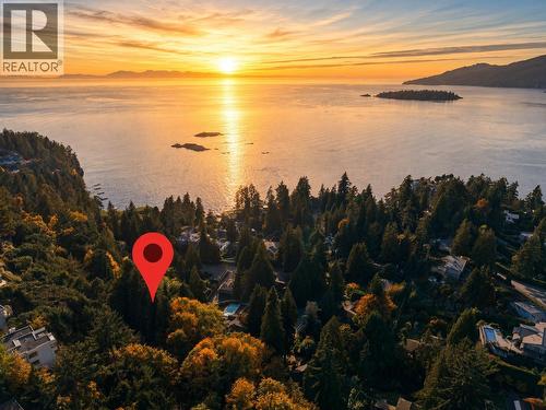 5340 Kew Road, West Vancouver, BC 