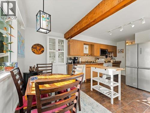 5340 Kew Road, West Vancouver, BC 