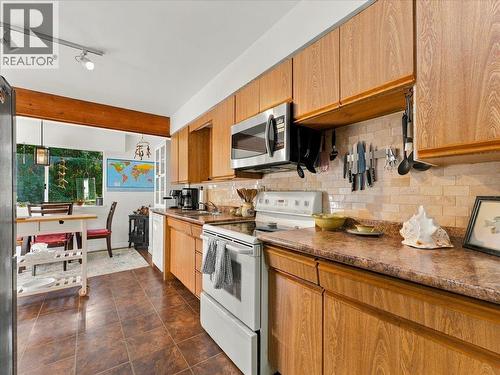5340 Kew Road, West Vancouver, BC 